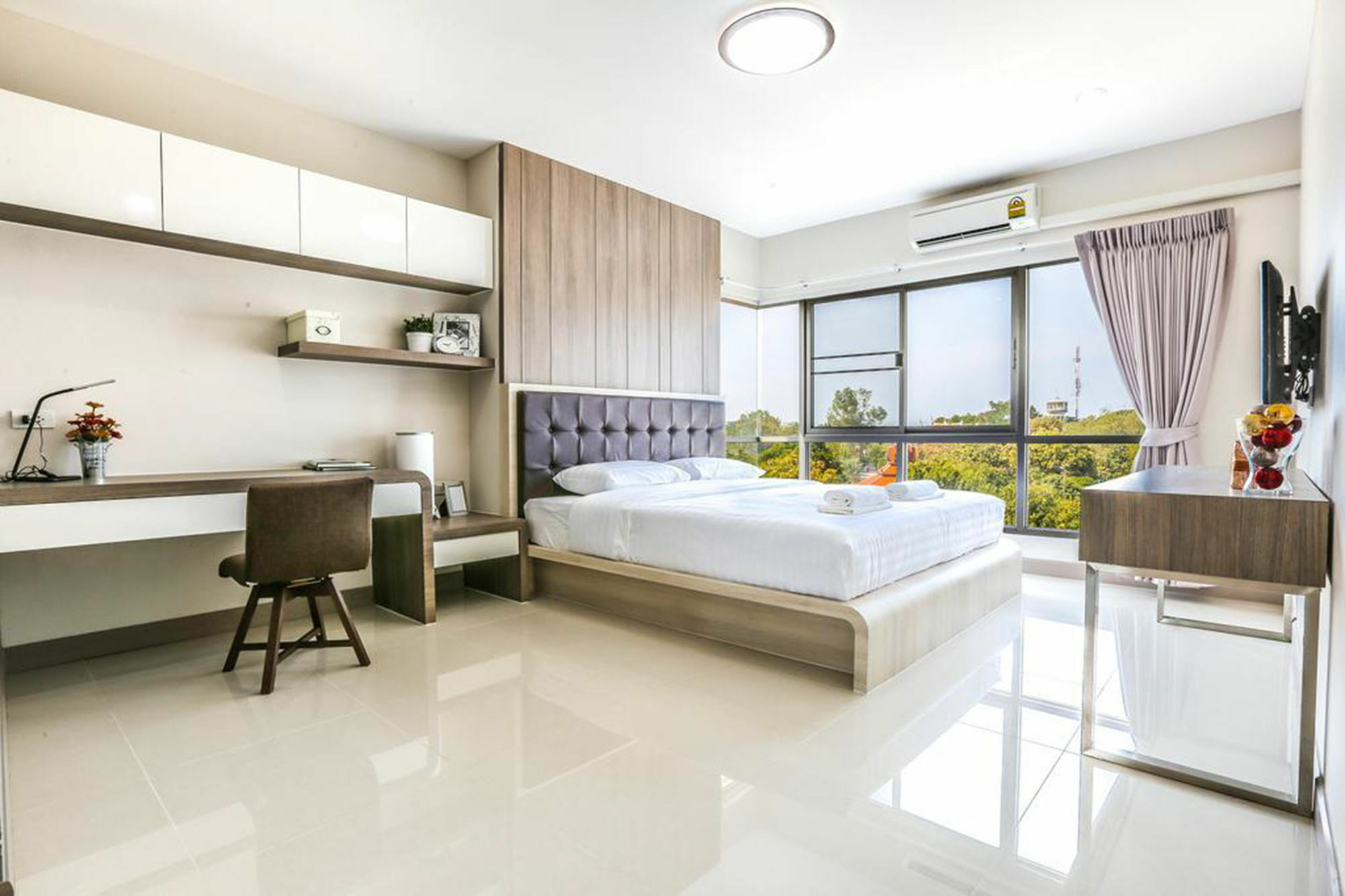 Central Place Serviced Apartment Angsila Chonburi Bagian luar foto